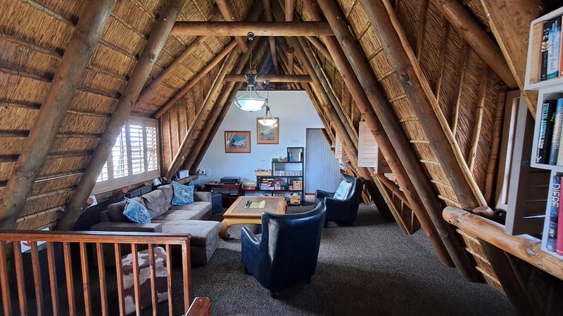 5 Bedroom Property for Sale in Stilbaai Wes Western Cape